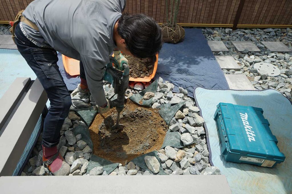 植木の植え付け方 電動はつり機